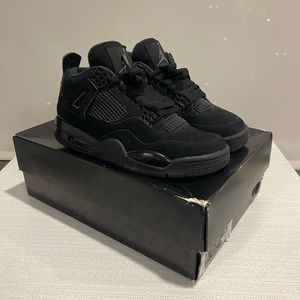 Jordan Retro 4 “Black Cat”